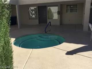 Photo #2: 2143986 Listing