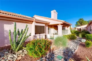 Photo #6: 2143989 Listing