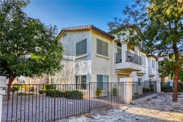 MLS: 2143990 Condo For Sale