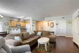 Photo #6: 2143990 Listing 