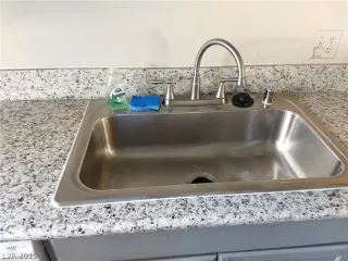 Photo #3: 2144058 Listing 