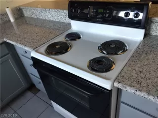 Photo #6: 2144058 Listing 