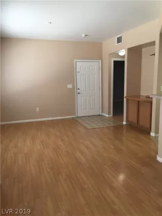 Photo #3: 2144084 Listing 