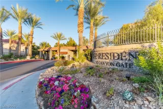 Photo #1: 2144142 Listing