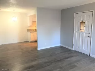 Photo #6: 2144185 Listing 