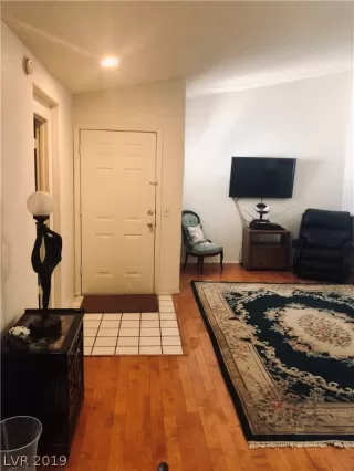 Photo #6: 2144251 Listing