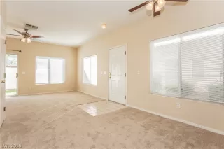 Photo #4: 2144269 Listing