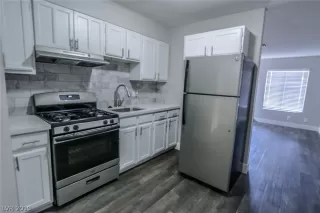 Photo #2: 2144449 Listing 