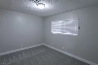 Photo #5: 2144449 Listing 