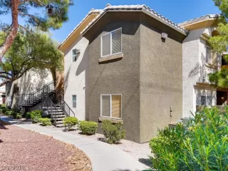 Photo #1: 2144469 Listing