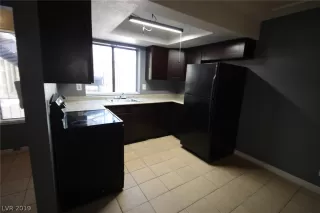 Photo #1: 2144484 Listing