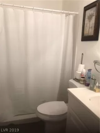 Photo #4: 2144524 Listing