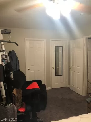 Photo #4: 2144537 Listing