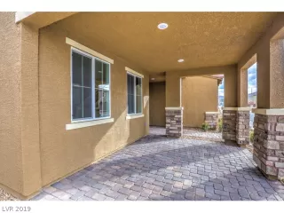 Photo #5: 2144632 Listing 