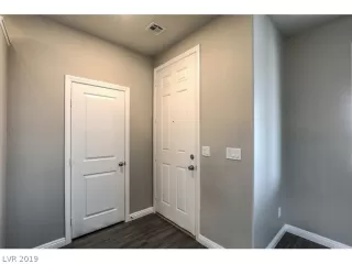 Photo #6: 2144632 Listing 