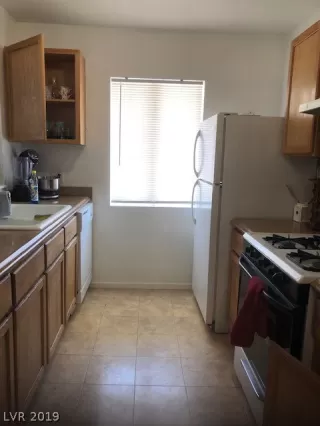 Photo #4: 2144668 Listing 