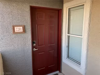 Photo #2: 2144694 Listing