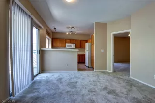 Photo #4: 2144786 Listing 