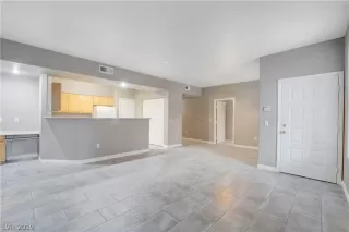 Photo #2: 2144817 Listing