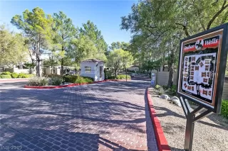 Photo #6: 2144843 Listing