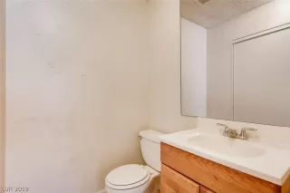 Photo #6: 2144856 Listing