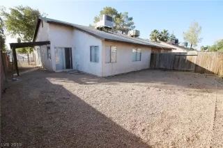 Photo #3: 2144937 Listing