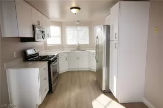 Photo #6: 2144937 Listing