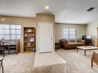 Photo #3: 2145007 Listing