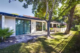 Photo #5: 2145049 Listing