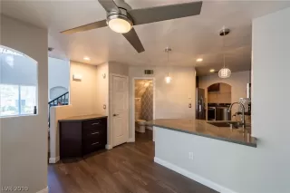 Photo #4: 2145055 Listing 