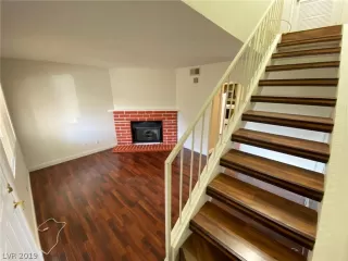 Photo #2: 2145121 Listing 