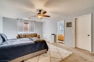 Photo #4: 2145122 Listing