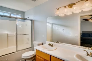 Photo #6: 2145122 Listing