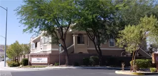 Photo #1: 2145176 Listing 