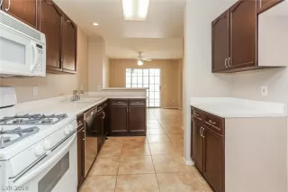 Photo #1: 2145301 Listing