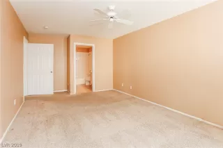 Photo #3: 2145301 Listing