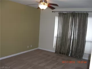 Photo #5: 2145305 Listing