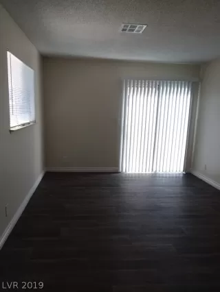 Photo #1: 2145327 Listing 