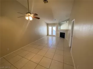 Photo #5: 2145366 Listing 