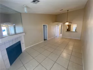 Photo #6: 2145366 Listing 