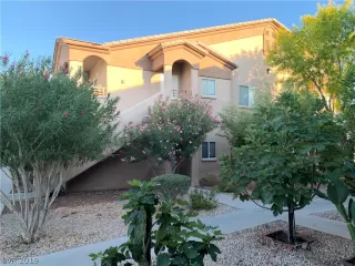 Photo #1: 2145377 Listing