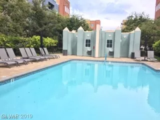 Photo #2: 2145392 Listing