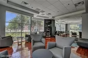 Photo #5: 2145392 Listing