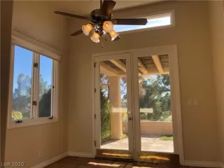 Photo #3: 2145467 Listing