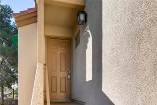 Photo #1: 2145499 Listing