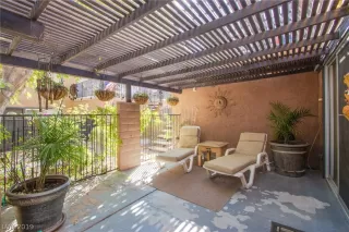 Photo #2: 2145531 Listing 