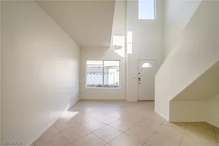 Photo #6: 2145534 Listing