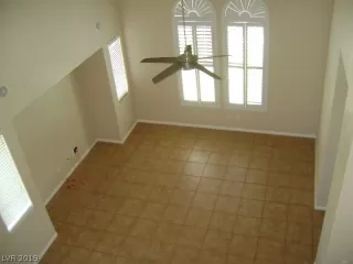 Photo #4: 2145576 Listing 