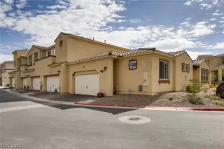 Photo #3: 2145579 Listing