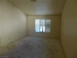 Photo #5: 2145585 Listing